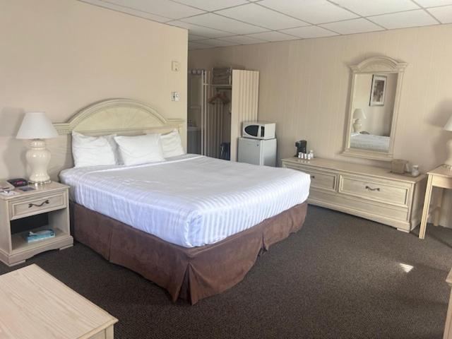 Travelodge By Wyndham Niagara Falls At The Falls Εξωτερικό φωτογραφία