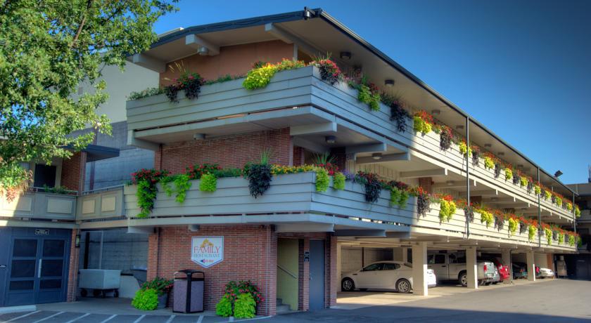 Travelodge By Wyndham Niagara Falls At The Falls Εξωτερικό φωτογραφία